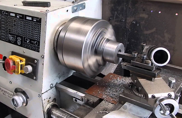 Nhận gia công tiện, phay, bào tại TPHCM