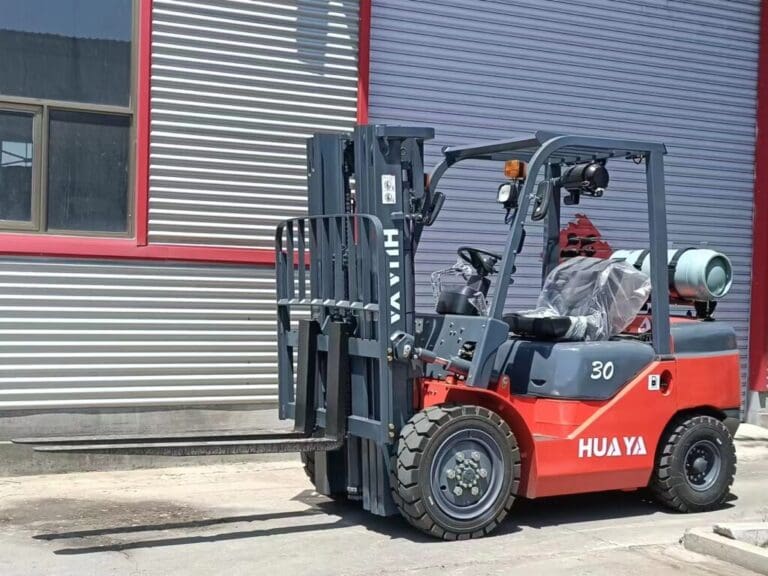 Dịch vụ cho thuê xe nâng hàng chuyên nghiệp đến từ Thiên Phú