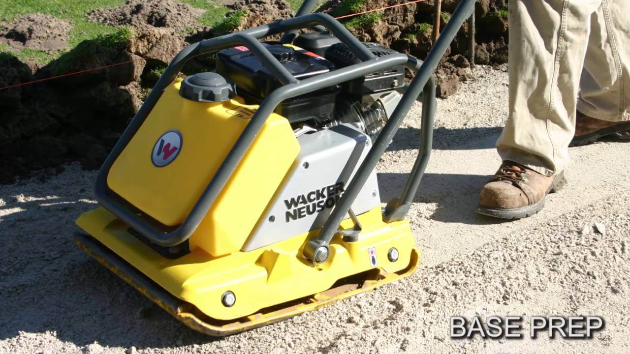 Máy đầm bàn chạy xăng Thiên Phú