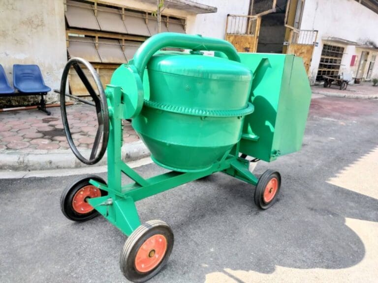 Thuê máy trộn bê tông, cối trộn bê tông tại TP.HCM