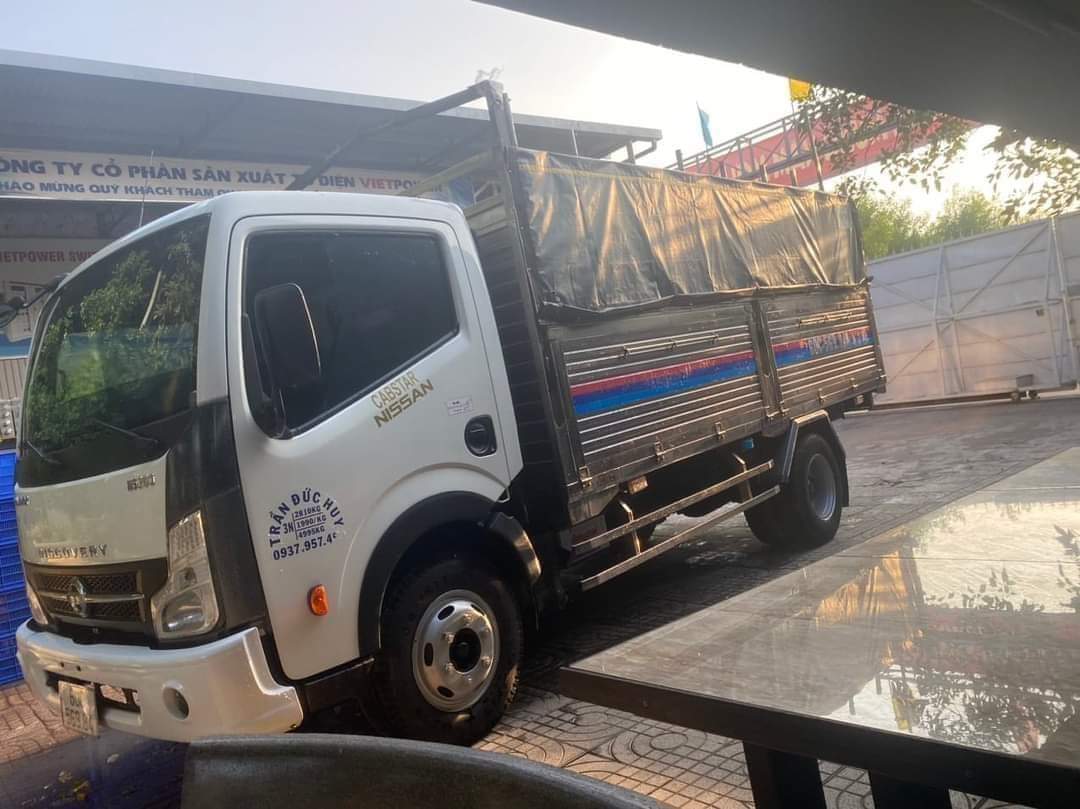 Xe tải 2 tấn tự lái