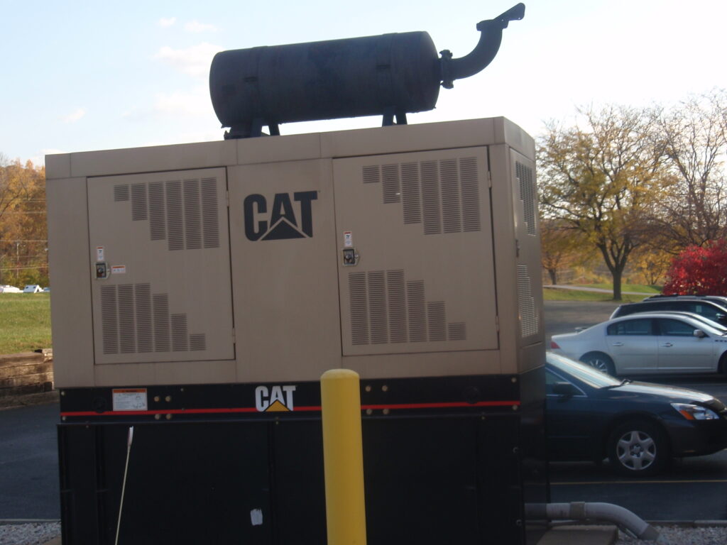 Tổ máy phát điện Caterpillar công nghiệp cỡ lớn