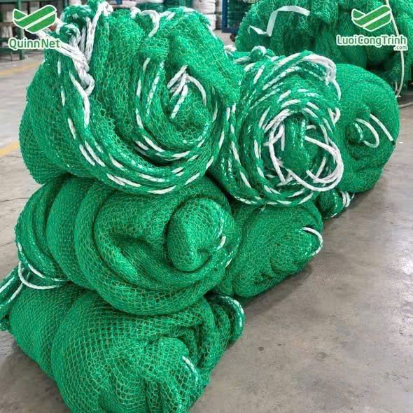 Cuộn lưới an toàn xanh lá đóng gói