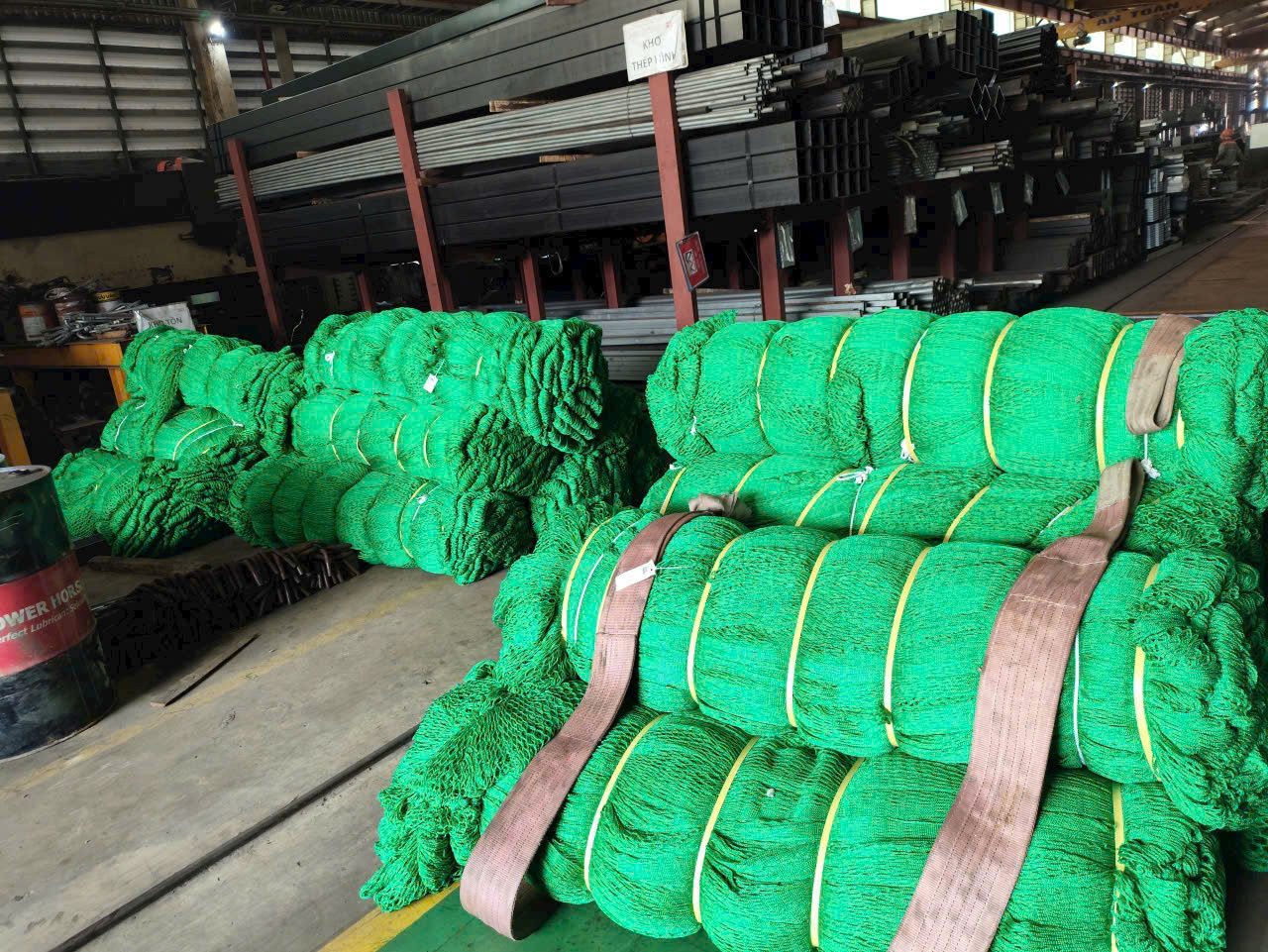 Lưới an toàn bảo vệ khoảng trống sàn cao tầng